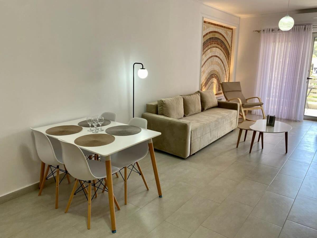 Sunlit 594 Apartamento Durrës Exterior foto