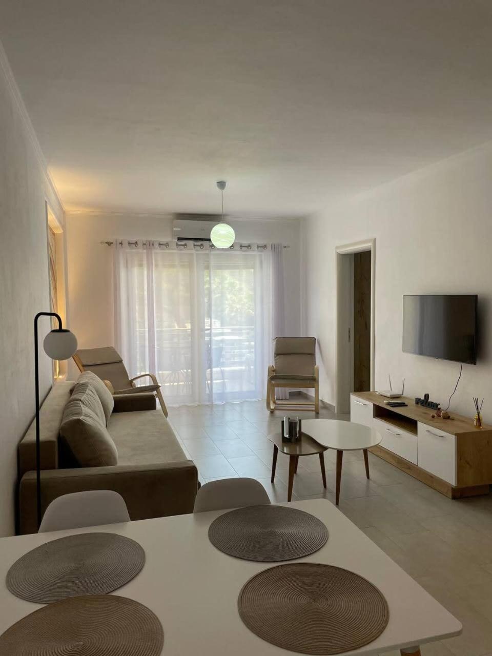 Sunlit 594 Apartamento Durrës Exterior foto